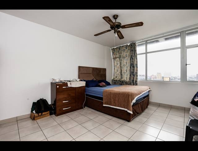 2 BEDROOM APARTMENT FOR SALE IN GLENWOOD